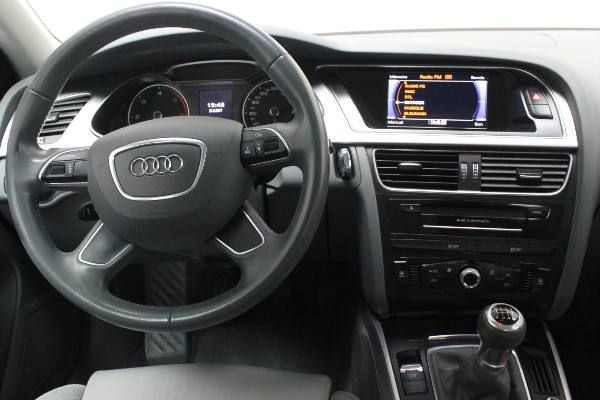 Audi A4 interieur avant