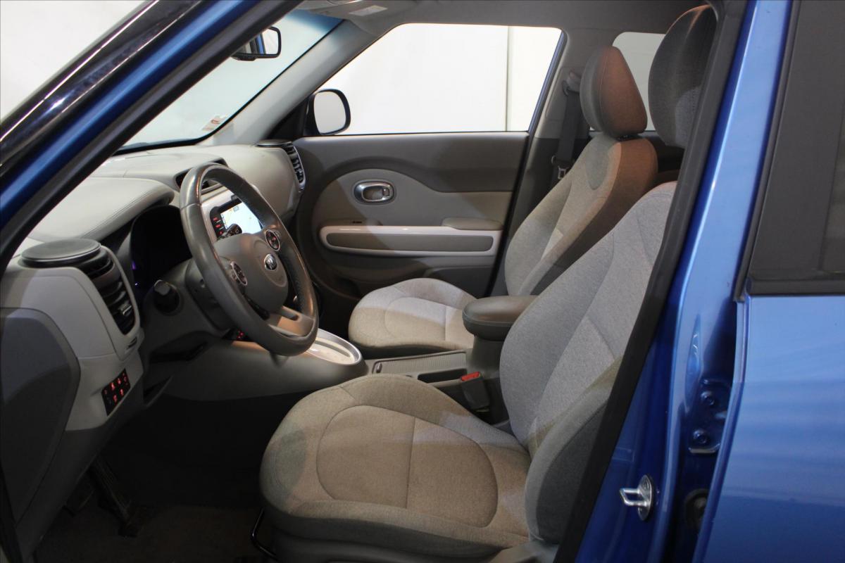 Kia soul EV siege conducteur